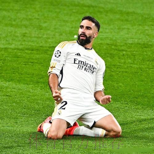 右后卫位置缺人 皇马考虑阿什拉夫和万-比萨卡 右后卫位置缺人 皇马考虑阿什拉夫和万-比萨卡