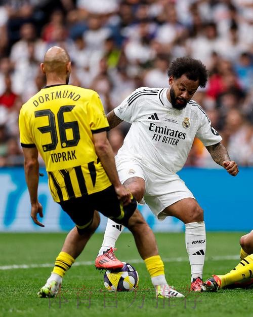 阿斯:本赛季在罗马9球6助 皇马满意马约拉尔表现